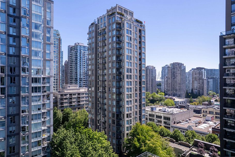 1001 Homer Street Vancouver, BC - 32