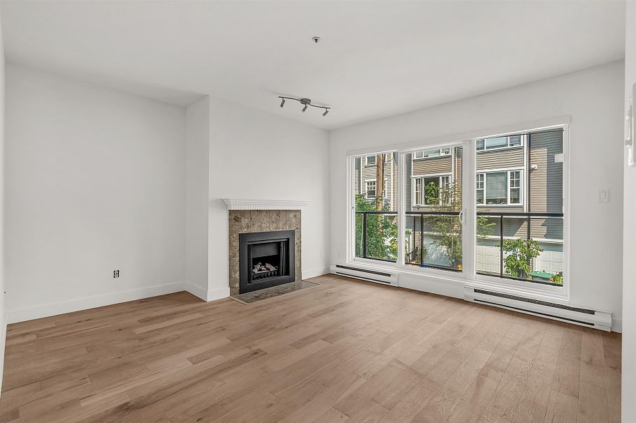 204 833 W 16th Avenue Vancouver, BC - 2
