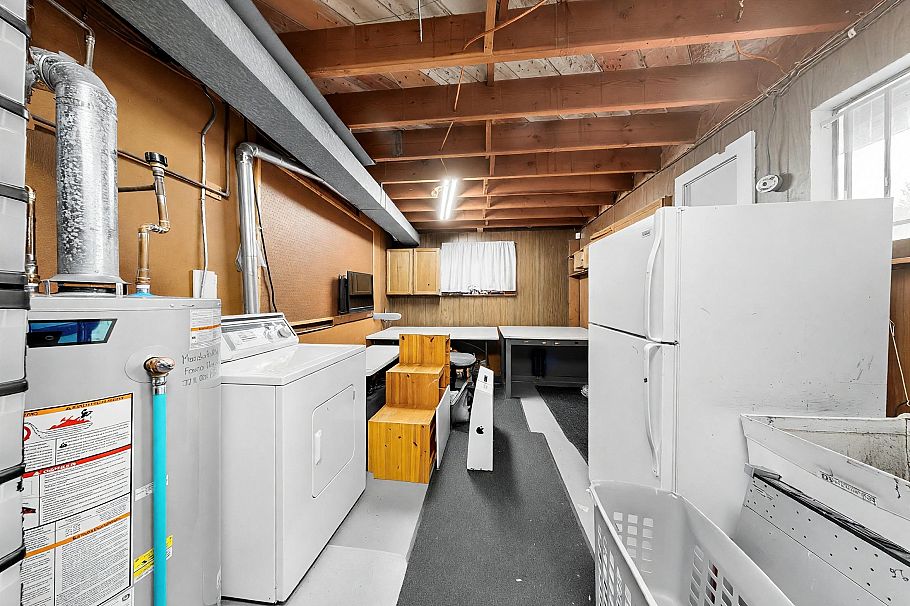 6987 Balmoral Street Vancouver, BC - 31