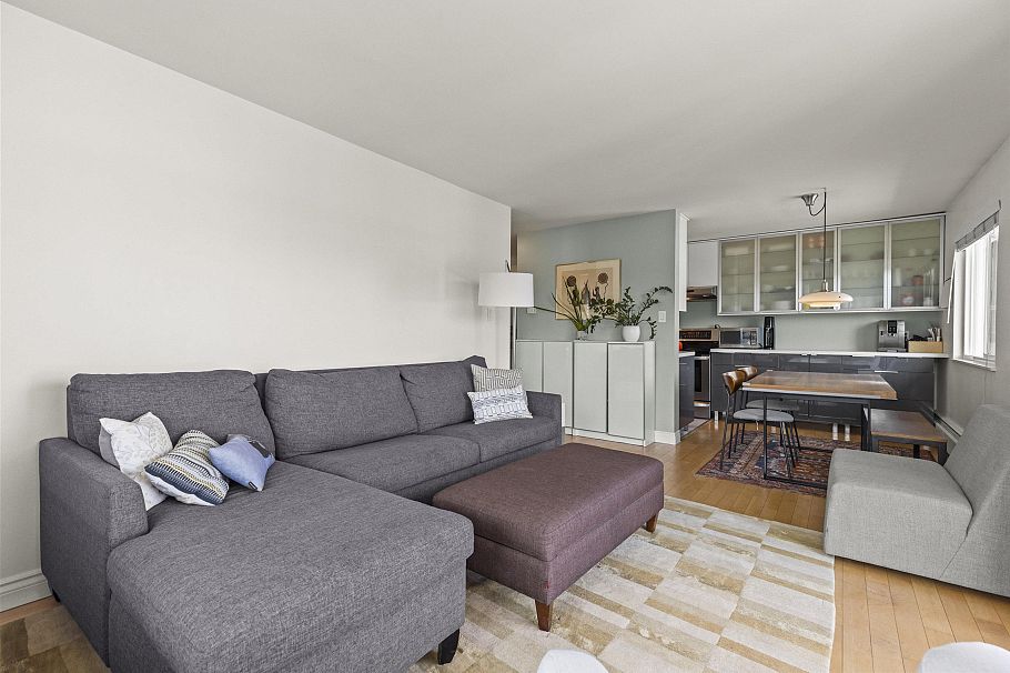 307 2335 York Avenue Vancouver, BC - 16