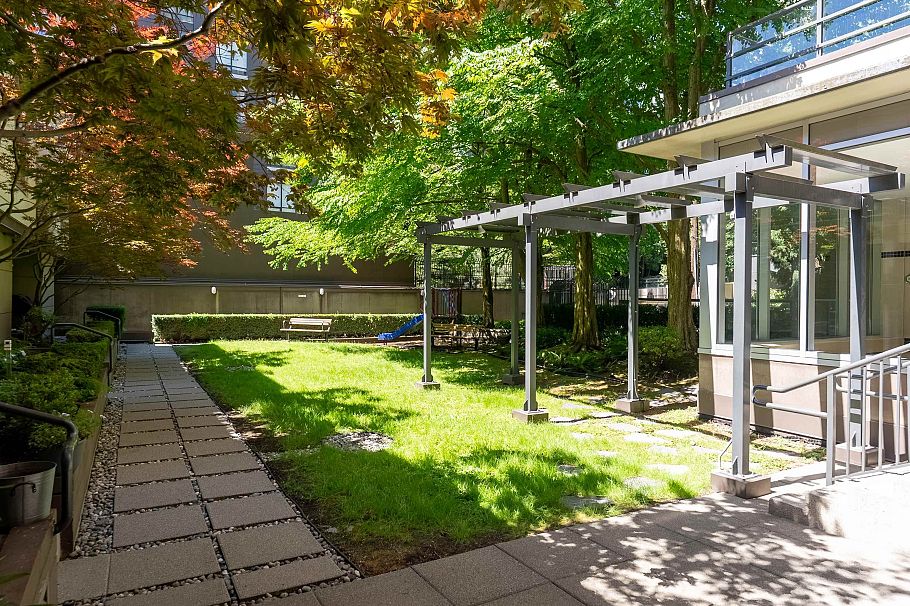 1001 Homer Street Vancouver, BC - 29
