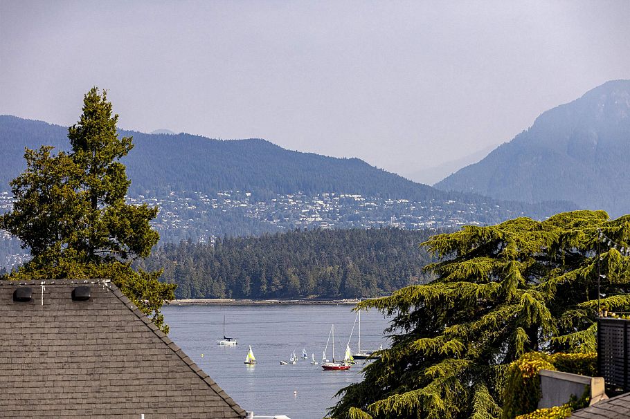 307 2335 York Avenue Vancouver, BC - 21
