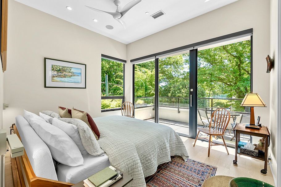 4001 W 32nd Avenue Vancouver, BC - 14