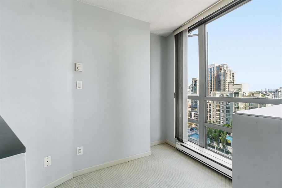 1710 501 Pacific Street Vancouver, BC - 17