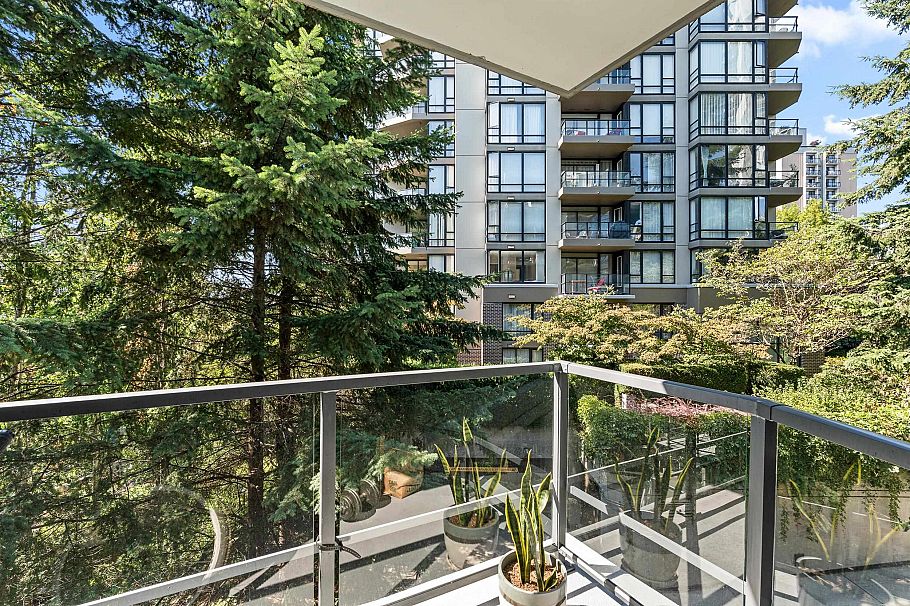 205 135 W 2nd Street North Vancouver, BC - 16