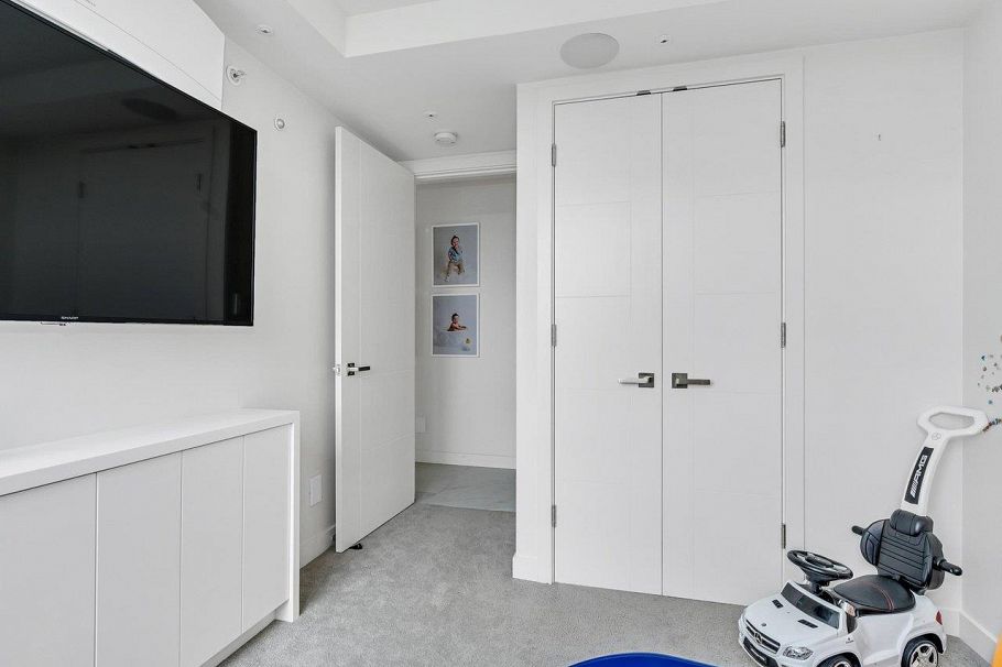2105 1033 Marinaside Crescent Vancouver, BC - 25