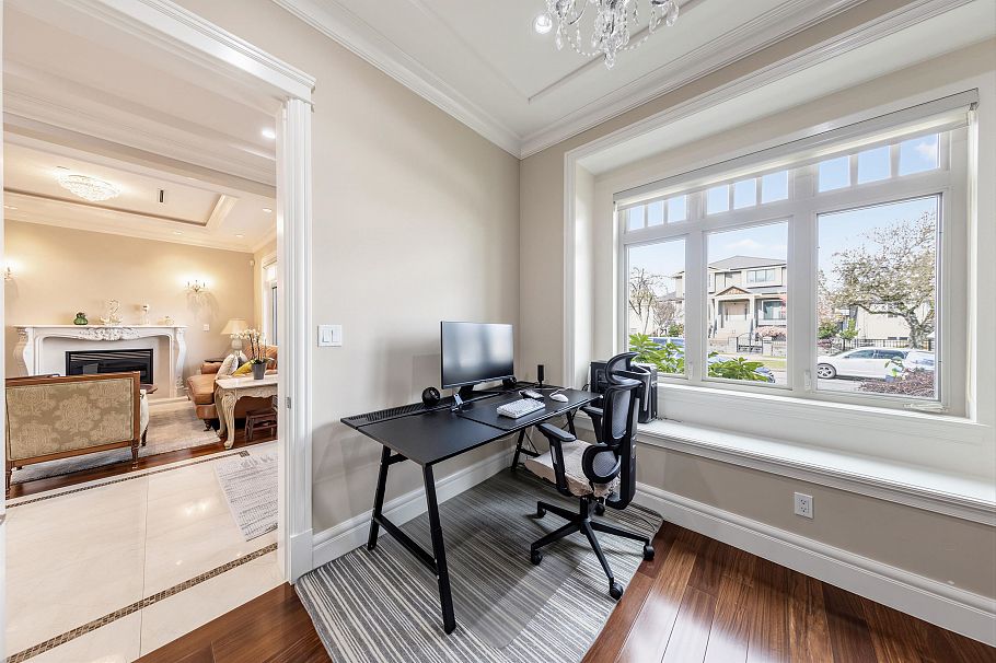 172 W 46th Avenue Vancouver, BC - 11