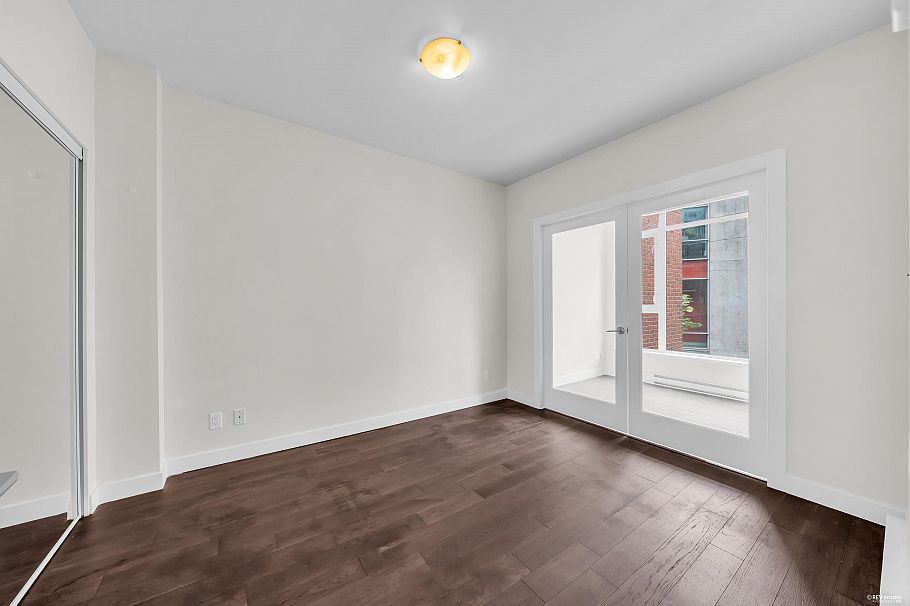 208 2321 Scotia Street Vancouver, BC - 16