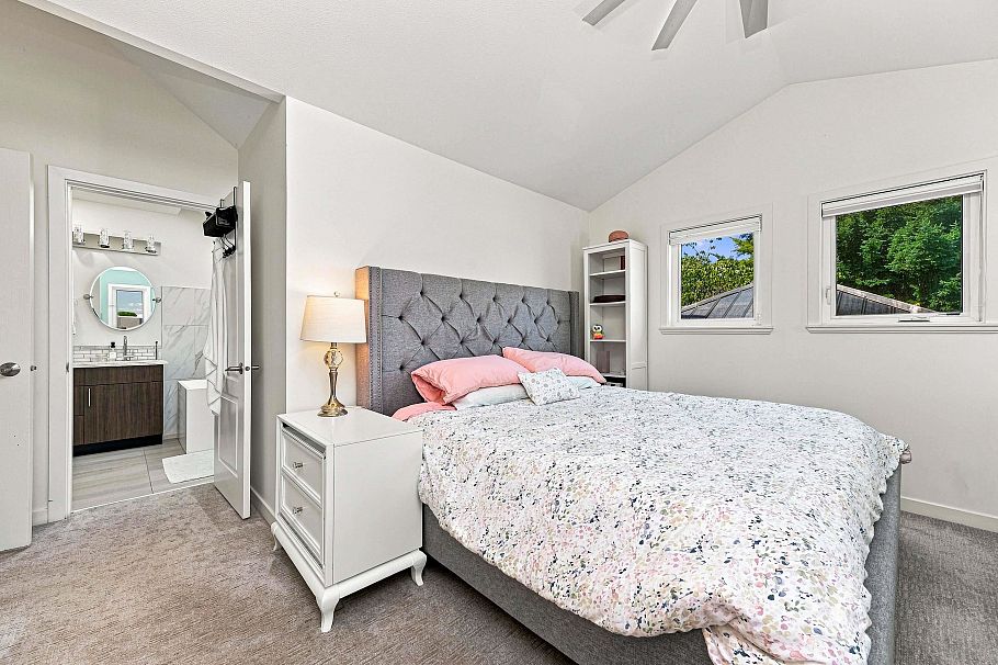 203 1513 Bowser Avenue North Vancouver, BC - 14