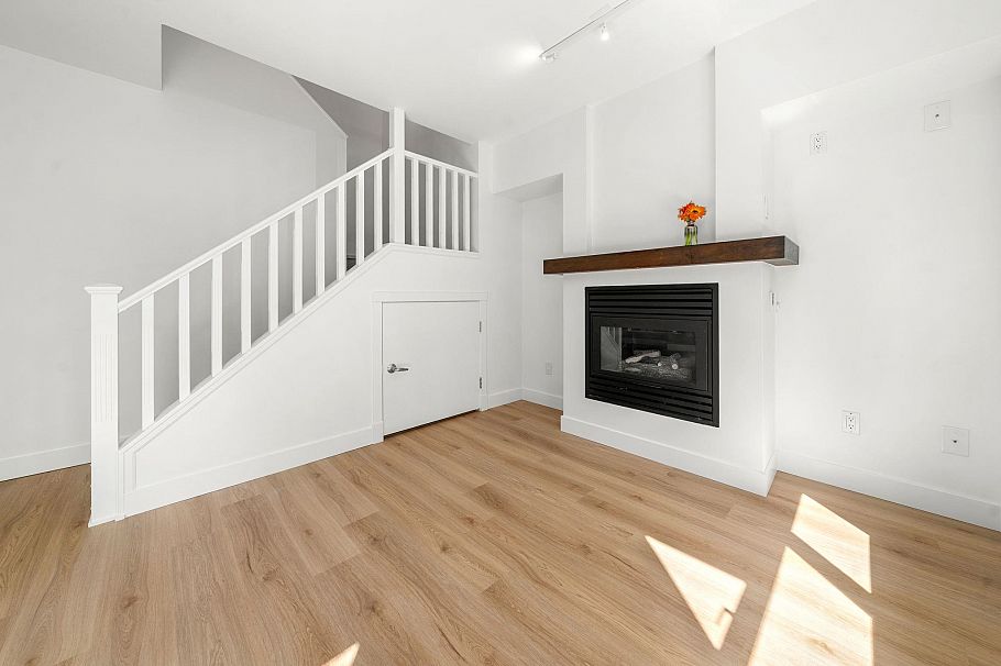 TH9 969 Richards Street Vancouver, BC - 5