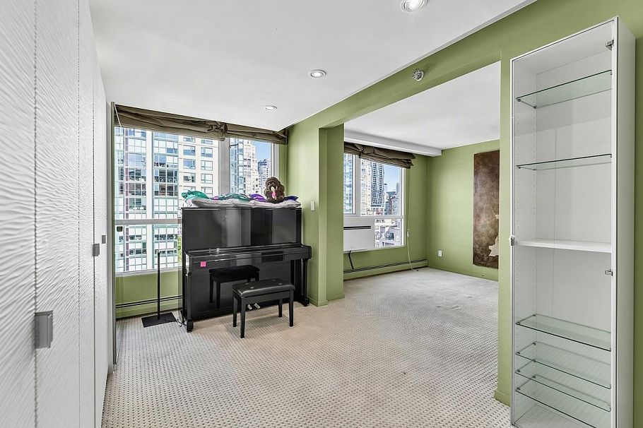 15C 199 Drake Street Vancouver, BC - 18