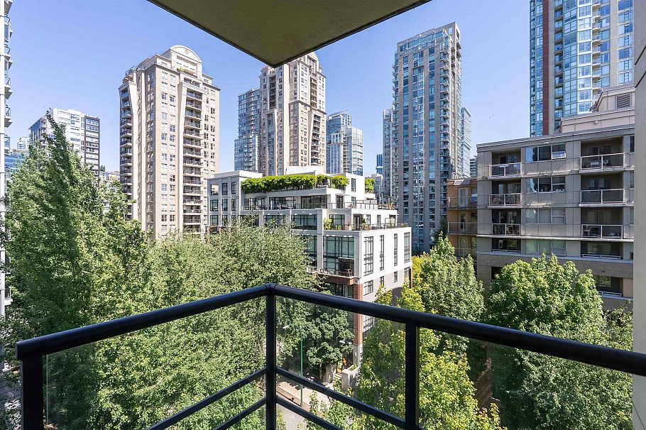 1001 Homer Street Vancouver, BC - 20