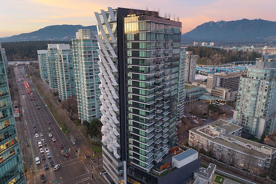 1404 620 Cardero Street Vancouver, BC - 35