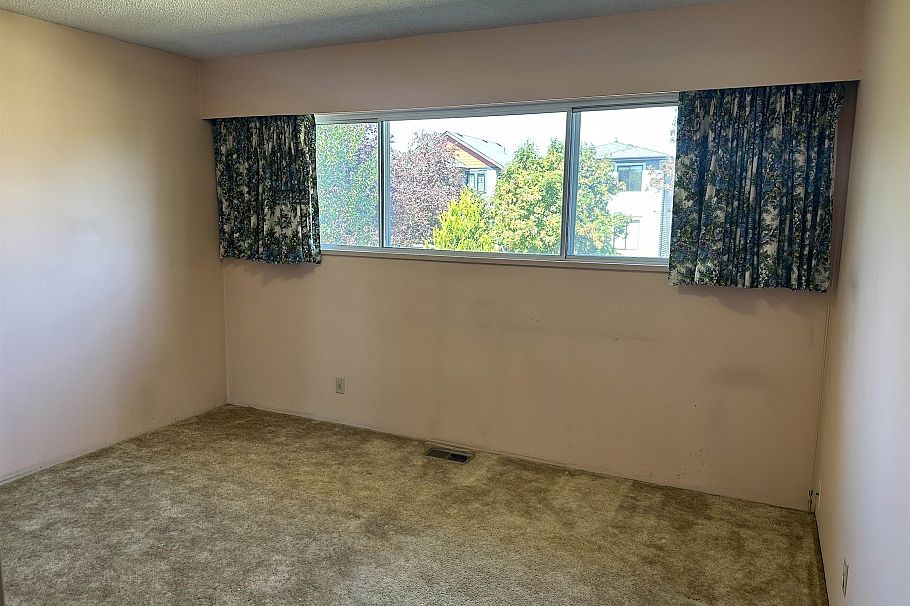 3126 E 20th Avenue Vancouver, BC - 15