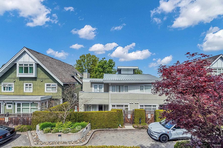 6018 Chancellor Mews Vancouver, BC - 34