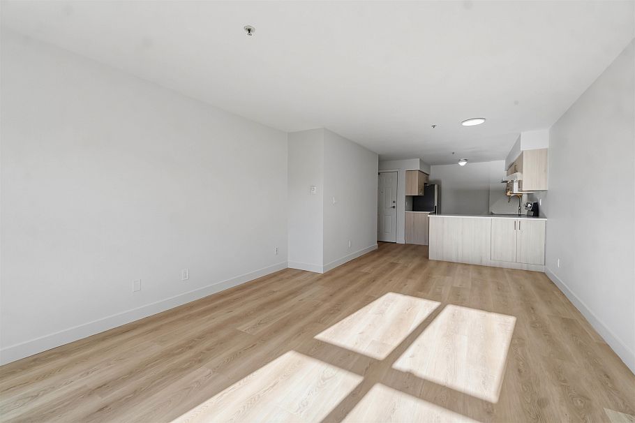 306 2928 Commercial Drive Vancouver, BC - 15