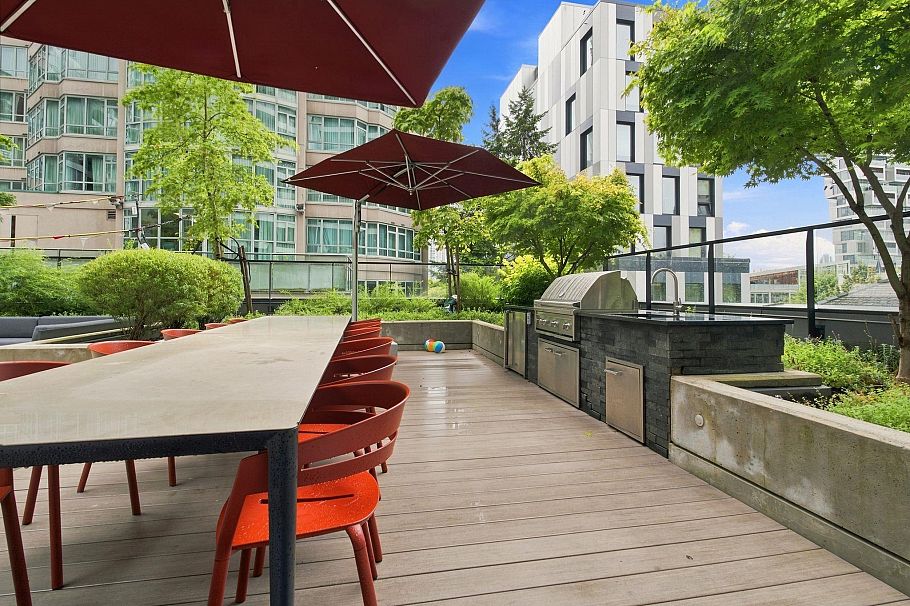 605 889 Pacific Street Vancouver, BC - 21