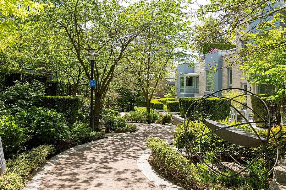 903 151 W 2nd Street North Vancouver, BC - 27