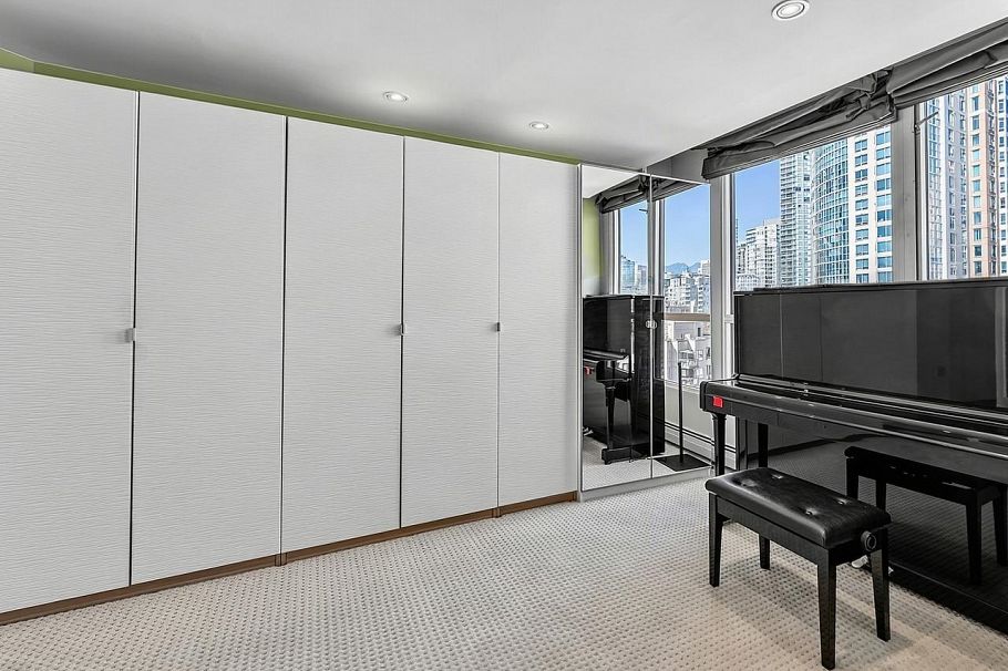 15C 199 Drake Street Vancouver, BC - 37