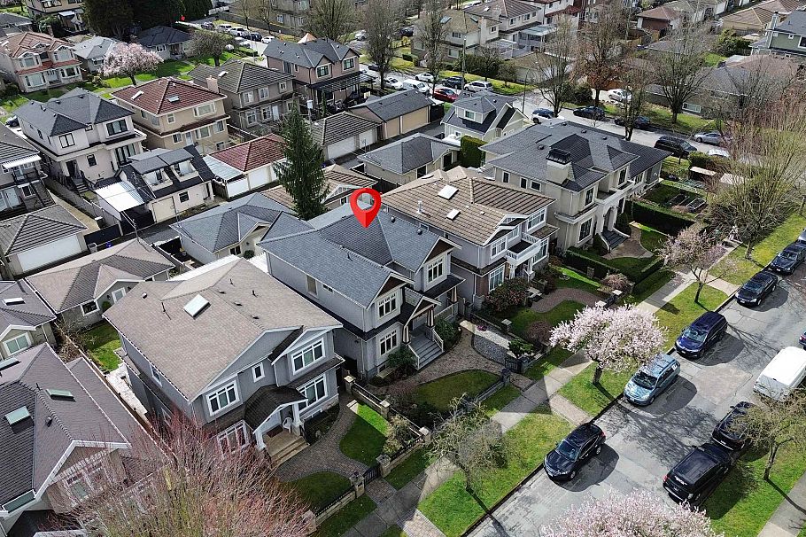 172 W 46th Avenue Vancouver, BC - 29