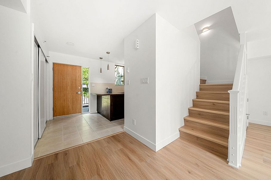 TH9 969 Richards Street Vancouver, BC - 10