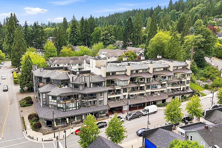 104 2181 Panorama Drive North Vancouver, BC - 14