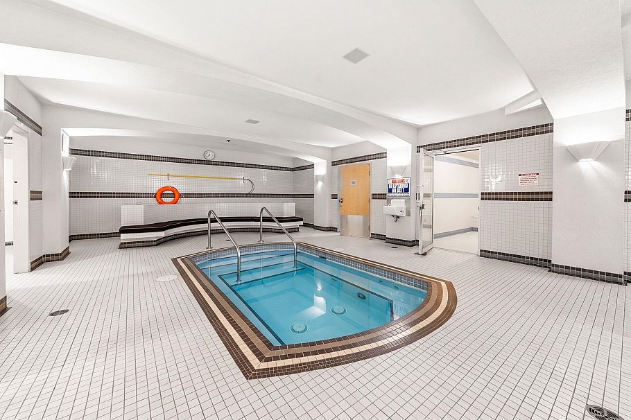 TH9 969 Richards Street Vancouver, BC - 24