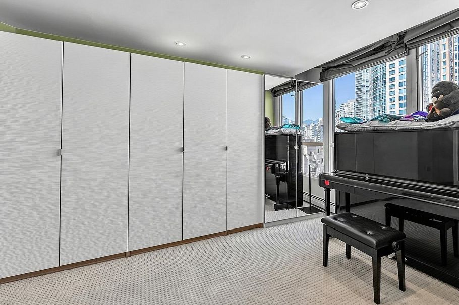 15C 199 Drake Street Vancouver, BC - 19