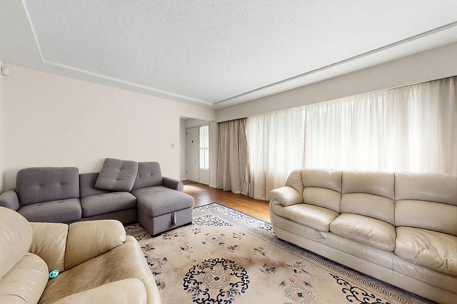 6987 Balmoral Street Vancouver, BC - 6