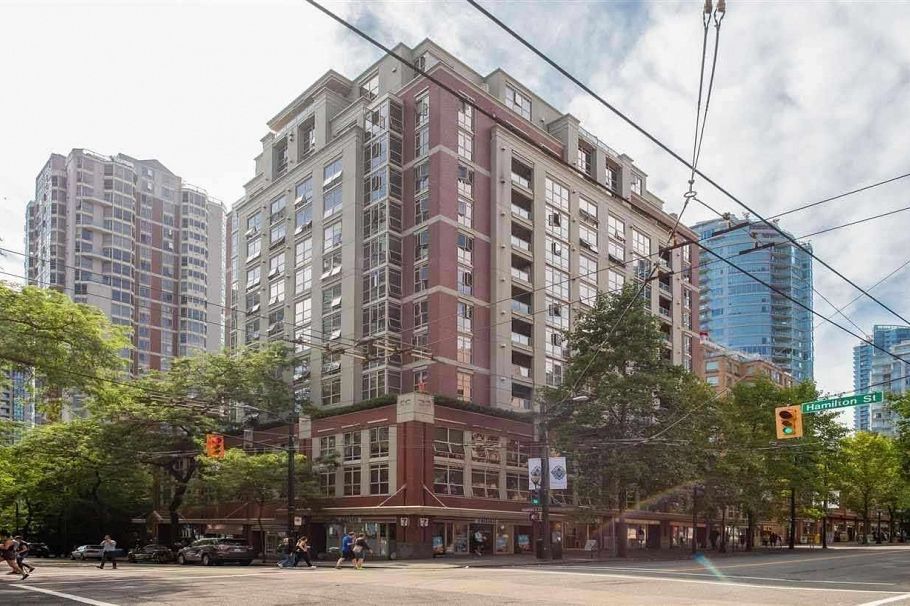 905 819 Hamilton Street Vancouver, BC - 1