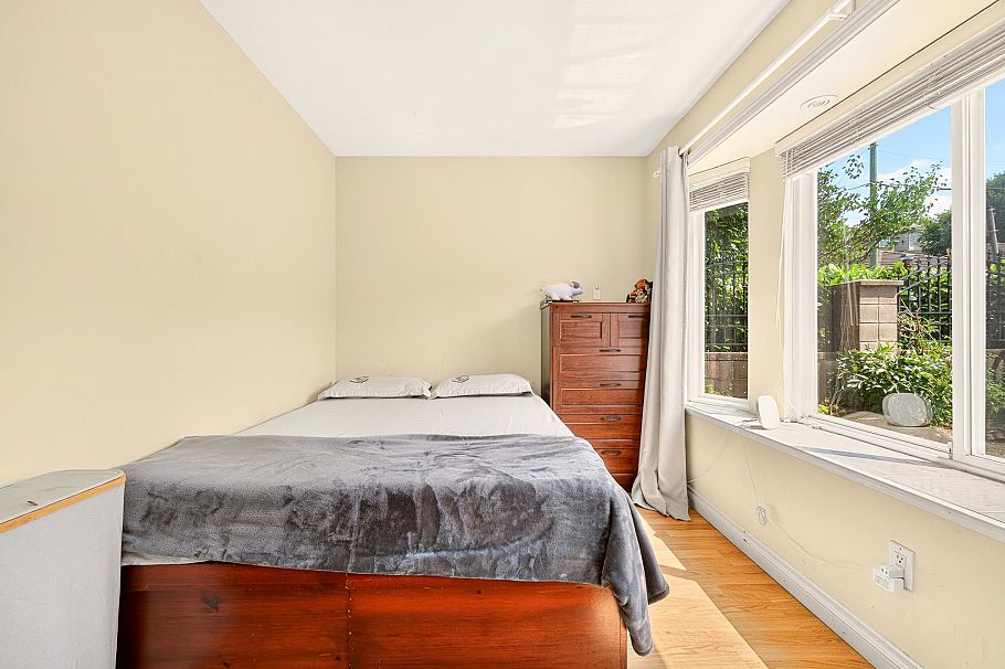 5009 Payne Street Vancouver, BC - 18