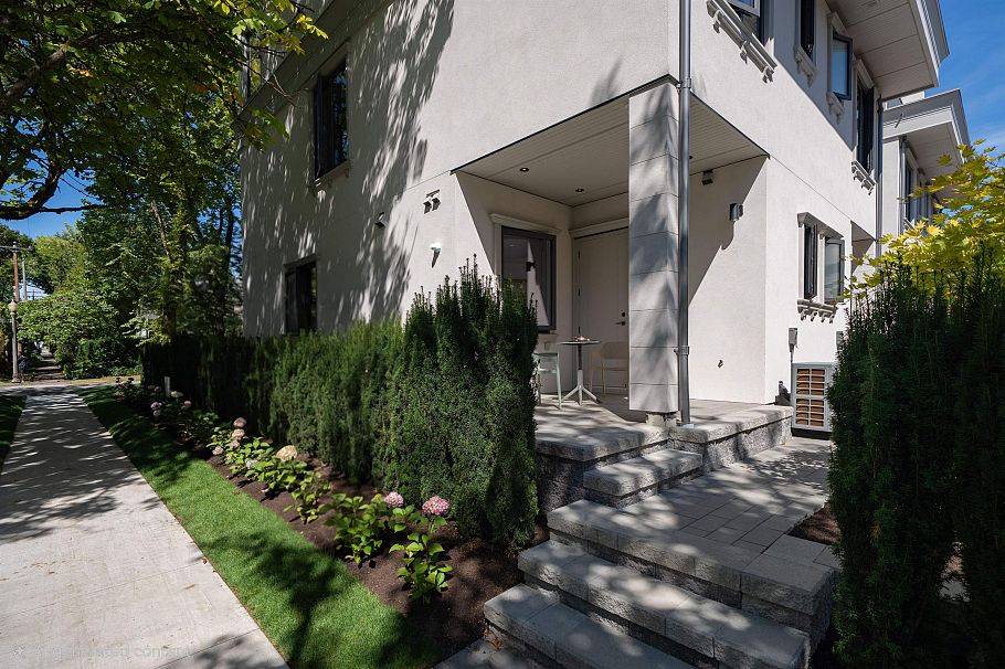 1 1592 Nanton Avenue Vancouver, BC - 23