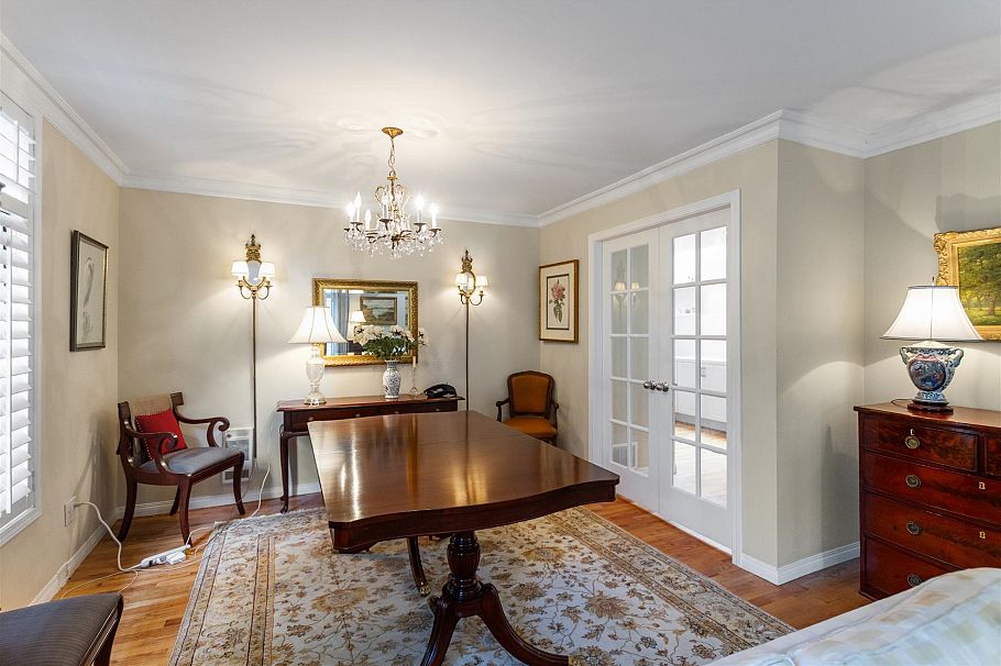 3488 W 3rd Avenue Vancouver, BC - 5