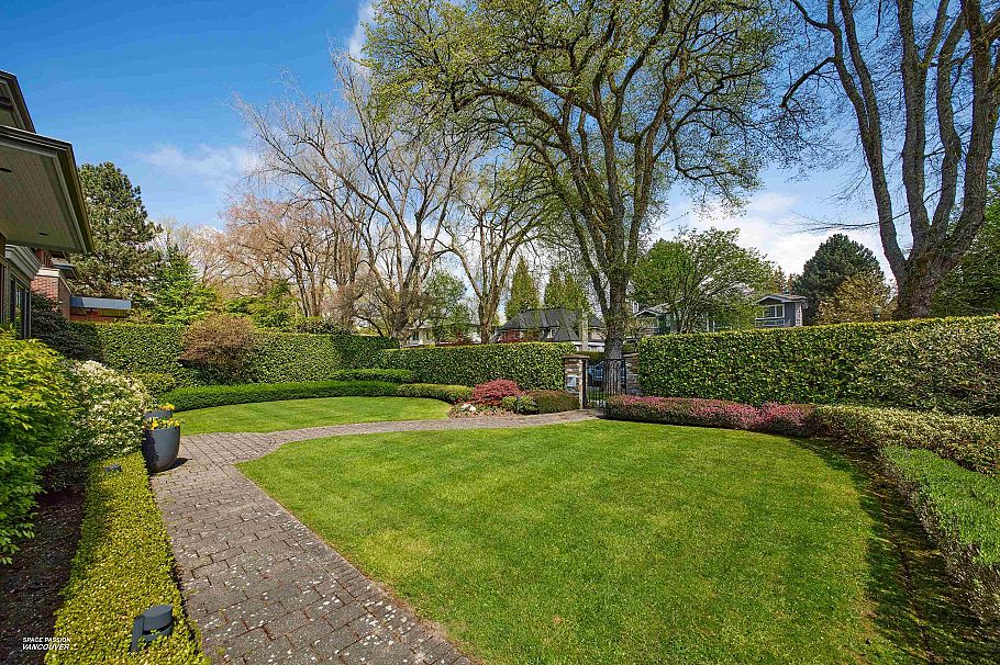 5961 Churchill Street Vancouver, BC - 35