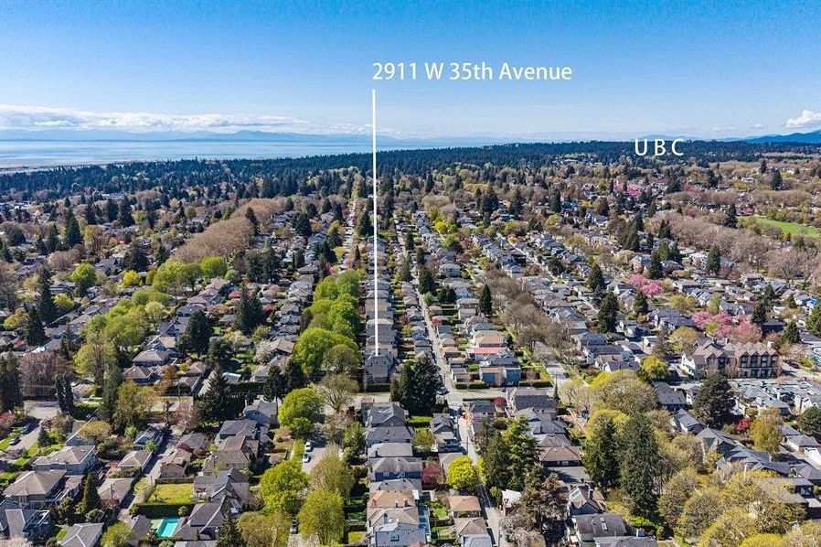 2911 W 35th Avenue Vancouver, BC - 39