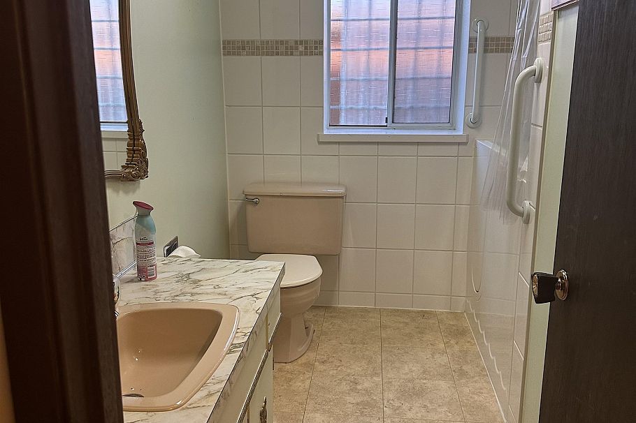 3126 E 20th Avenue Vancouver, BC - 20