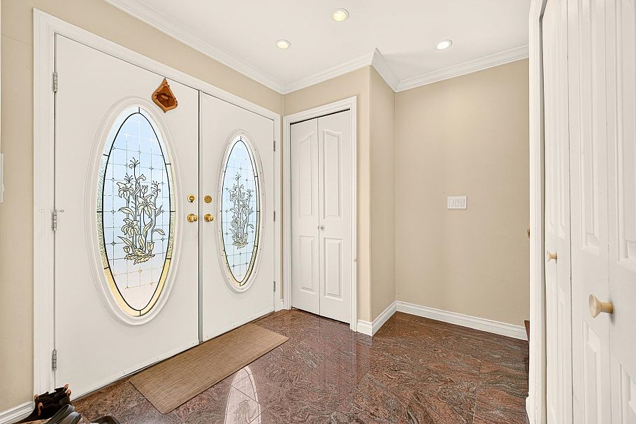 5009 Payne Street Vancouver, BC - 6