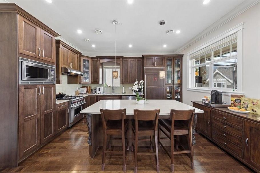 2911 W 35th Avenue Vancouver, BC - 10