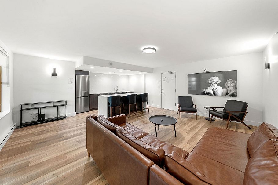TH9 969 Richards Street Vancouver, BC - 23