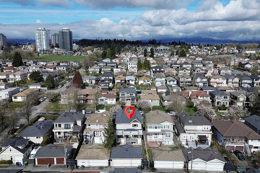 172 W 46th Avenue Vancouver, BC - 24