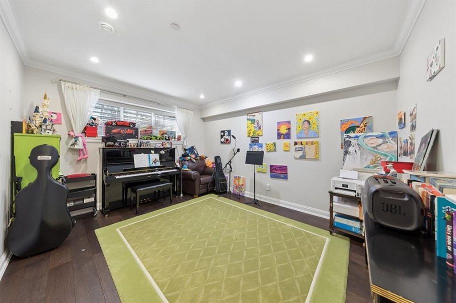2911 W 35th Avenue Vancouver, BC - 29