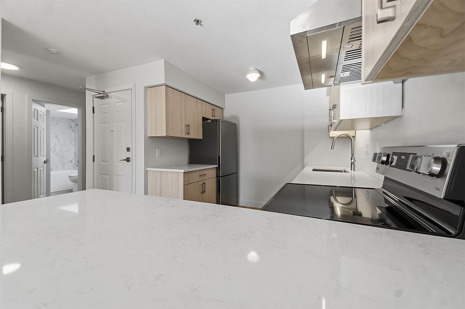 306 2928 Commercial Drive Vancouver, BC - 20