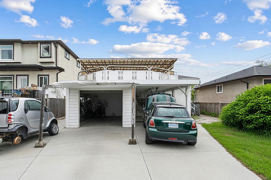 6987 Balmoral Street Vancouver, BC - 36