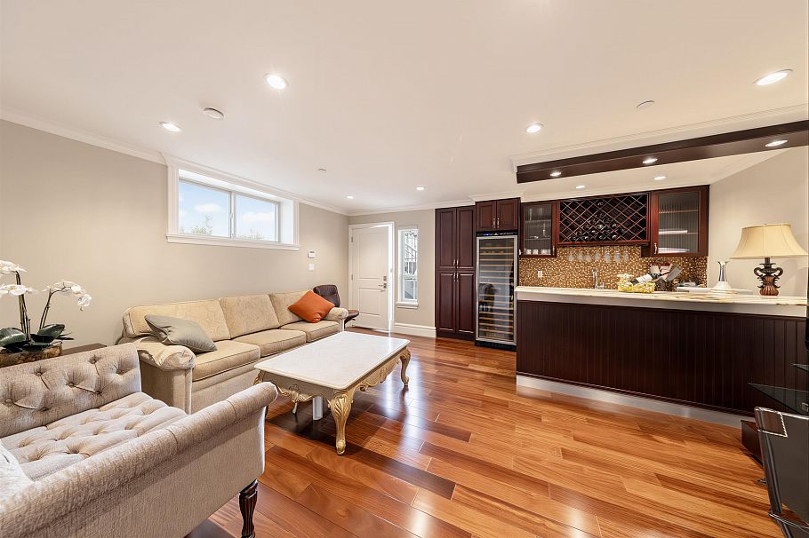 172 W 46th Avenue Vancouver, BC - 14