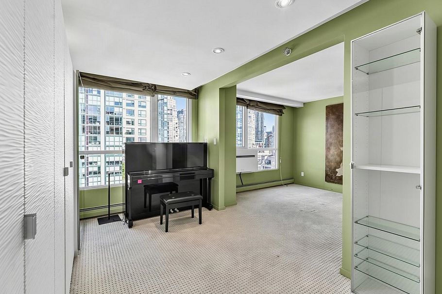 15C 199 Drake Street Vancouver, BC - 36