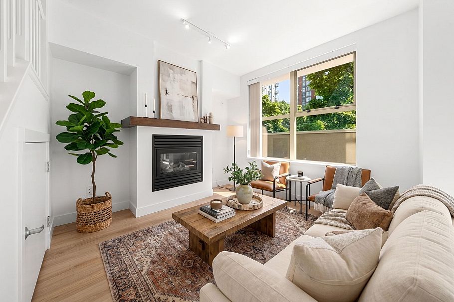 TH9 969 Richards Street Vancouver, BC - 4