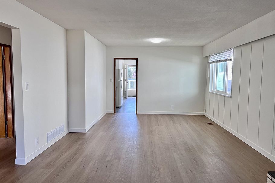 4695 Nanaimo Street Vancouver, BC - 12