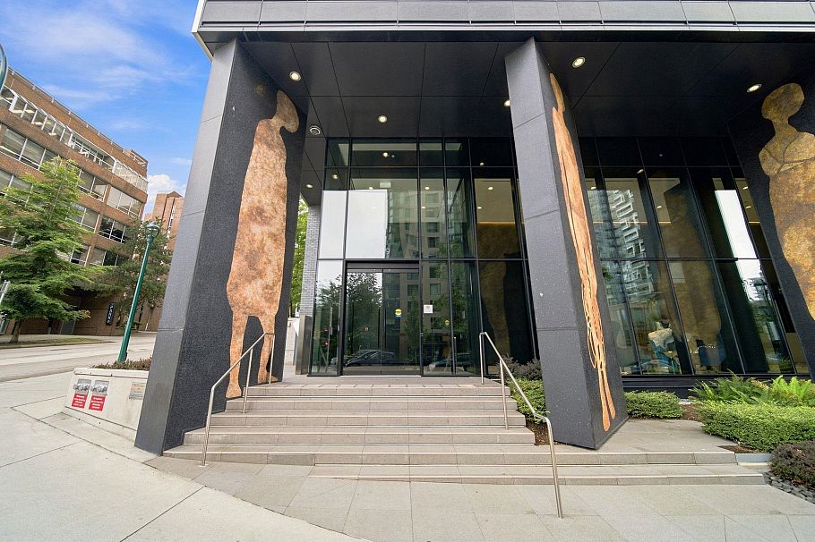605 889 Pacific Street Vancouver, BC - 16