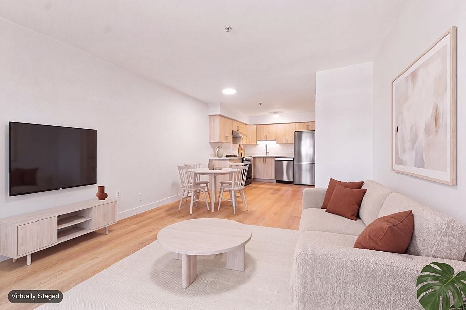 301 2928 Commercial Drive Vancouver, BC - 3