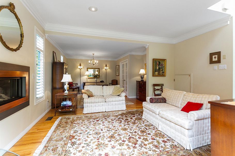 3488 W 3rd Avenue Vancouver, BC - 8